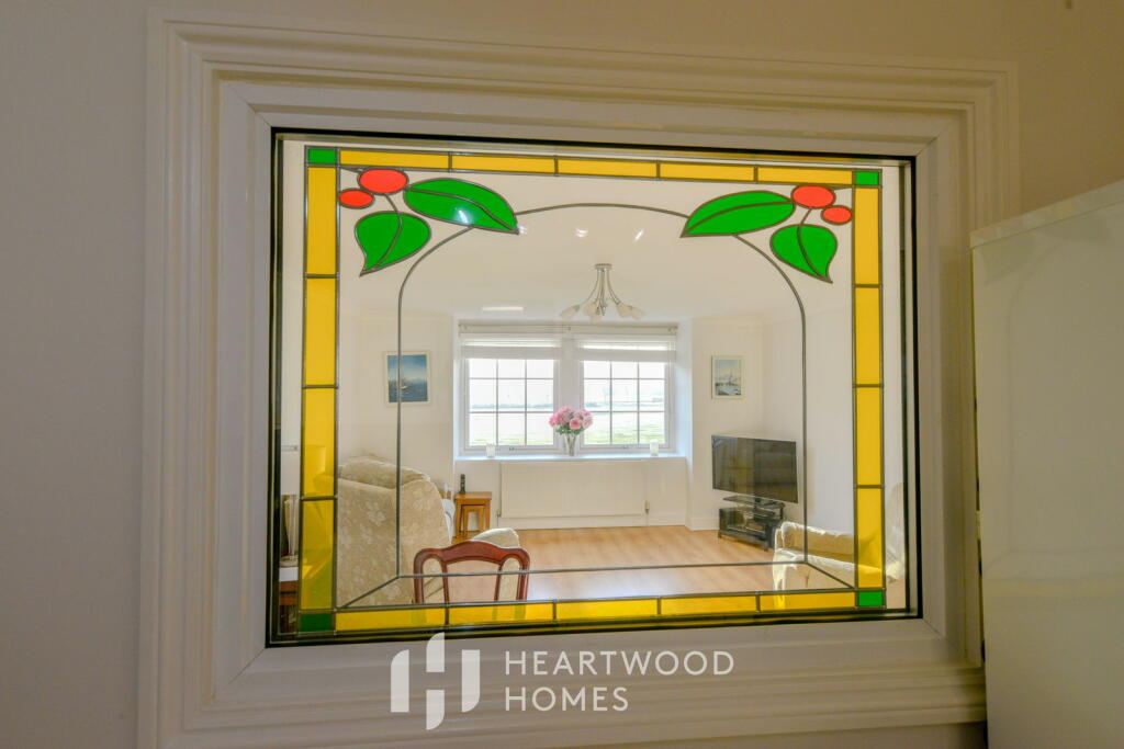 Additional property image - Beningfield Drive, London Colney, St. Albans, AL2 1FD