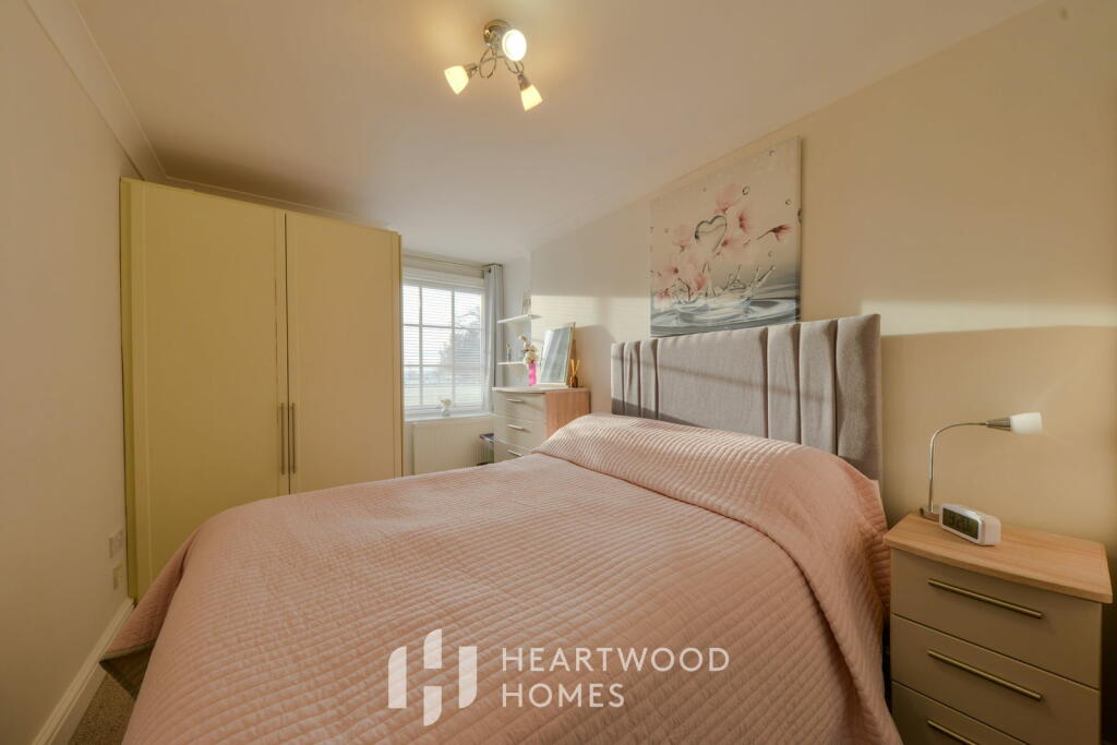 Additional property image - Beningfield Drive, London Colney, St. Albans, AL2 1FD