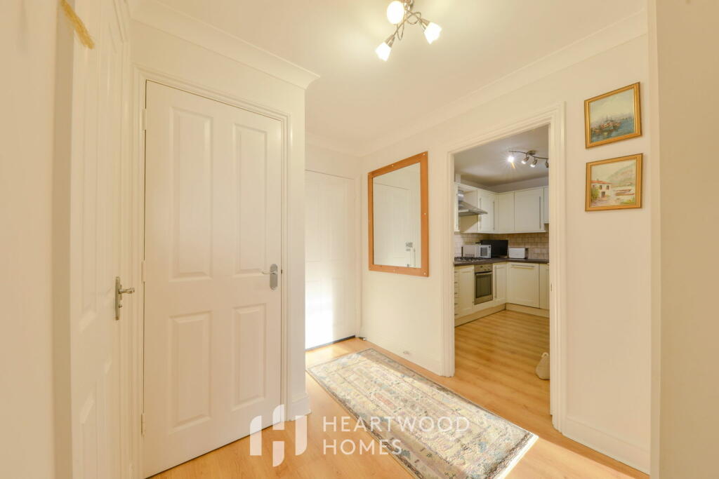 Additional property image - Beningfield Drive, London Colney, St. Albans, AL2 1FD