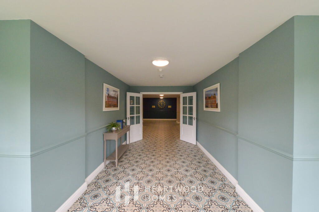 Additional property image - Beningfield Drive, London Colney, St. Albans, AL2 1FD