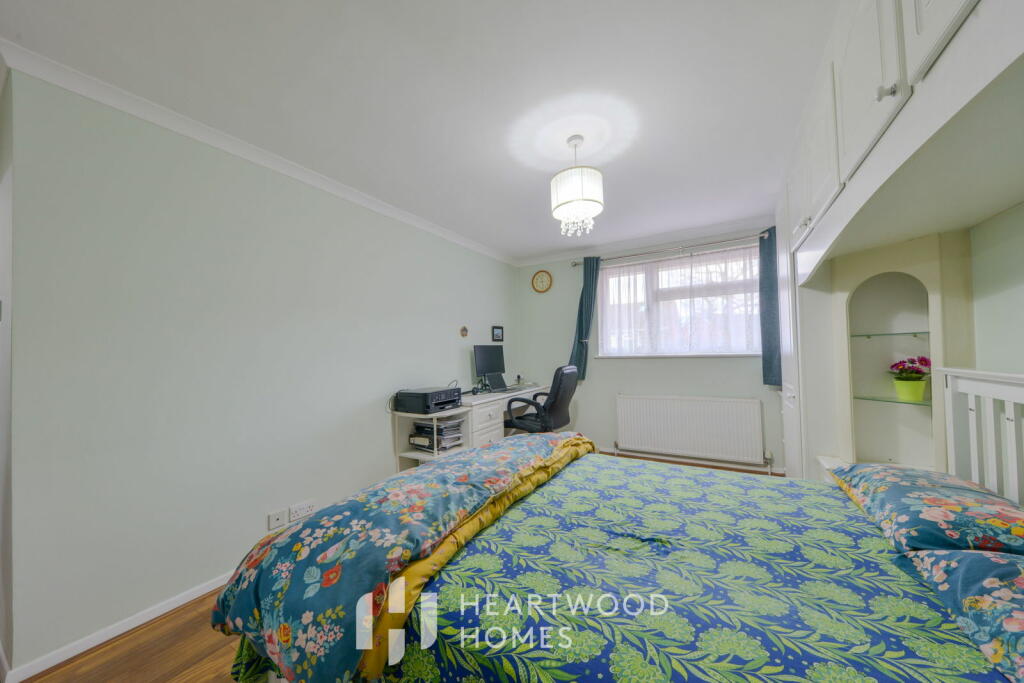 Additional property image - Gresford Close, St. Albans, AL4 0UB