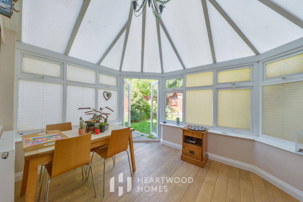 Additional property image - Deans Gardens, St. Albans, AL4 9LS