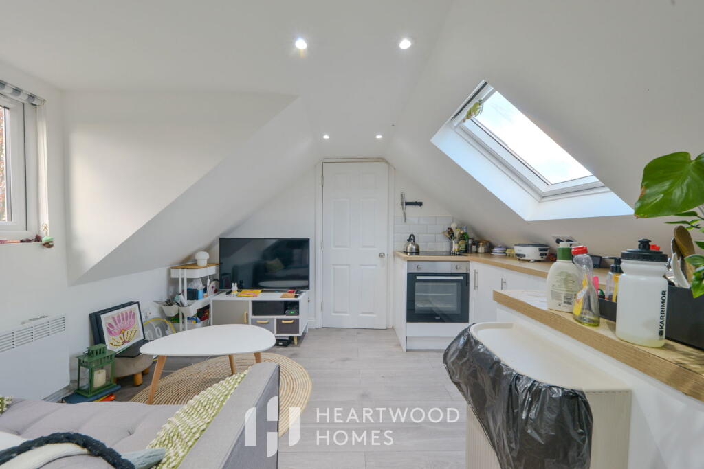 Main image of property: Dorcas Court, Old London Road, St. Albans, AL1 1PW