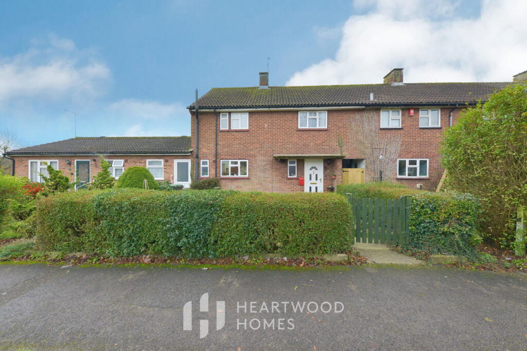 Main image of property: Manor Road, London Colney, AL2 1PW