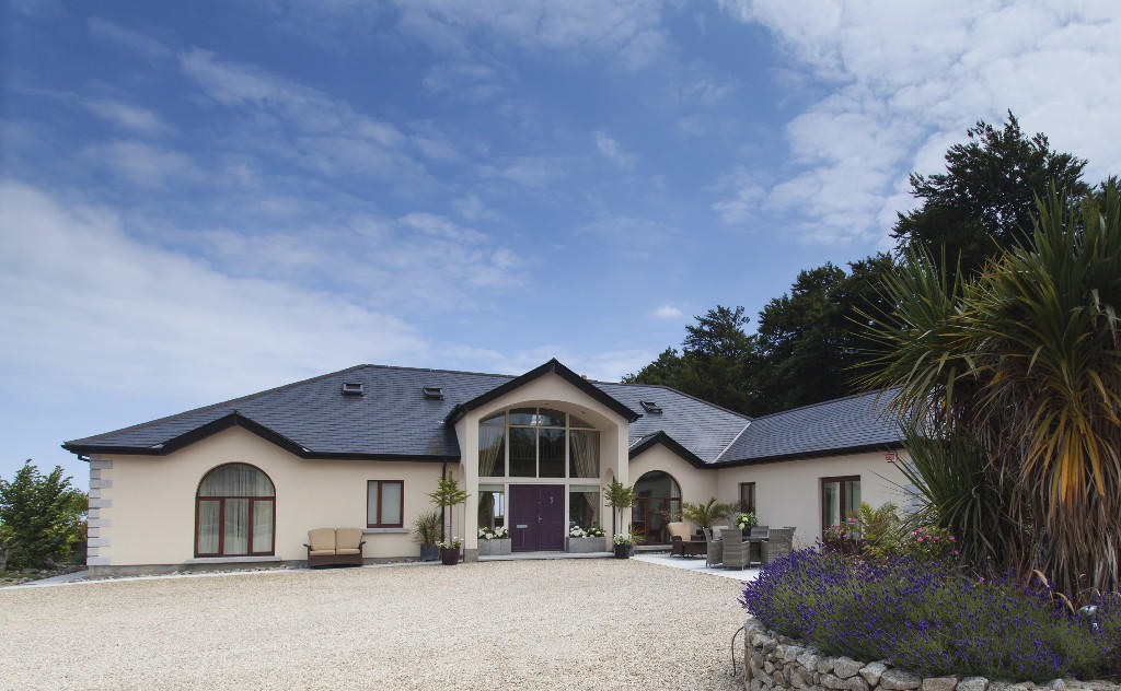 6 bedroom detached house for sale in Ashford, Wicklow, Ireland