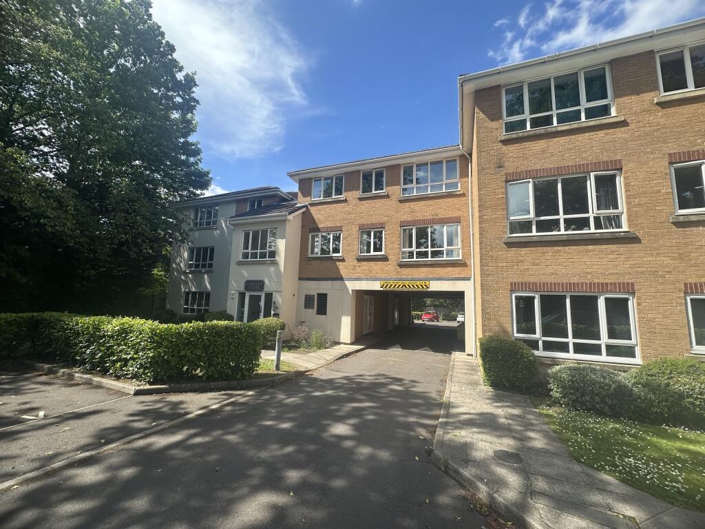 Main image of property: 10 Langley Court, North Road, Crawley, West Sussex, RH10 1JG