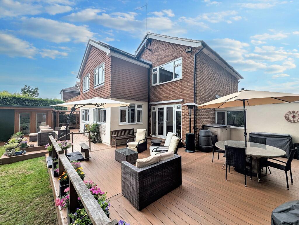 Main image of property: 1 Hallsland Way, Oxted, Surrey, RH8 9AL