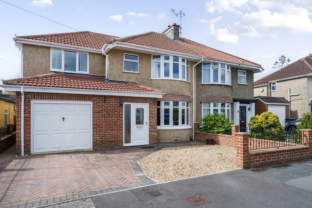 3 bedroom semi-detached house for sale in Swindon, Wiltshire, SN2