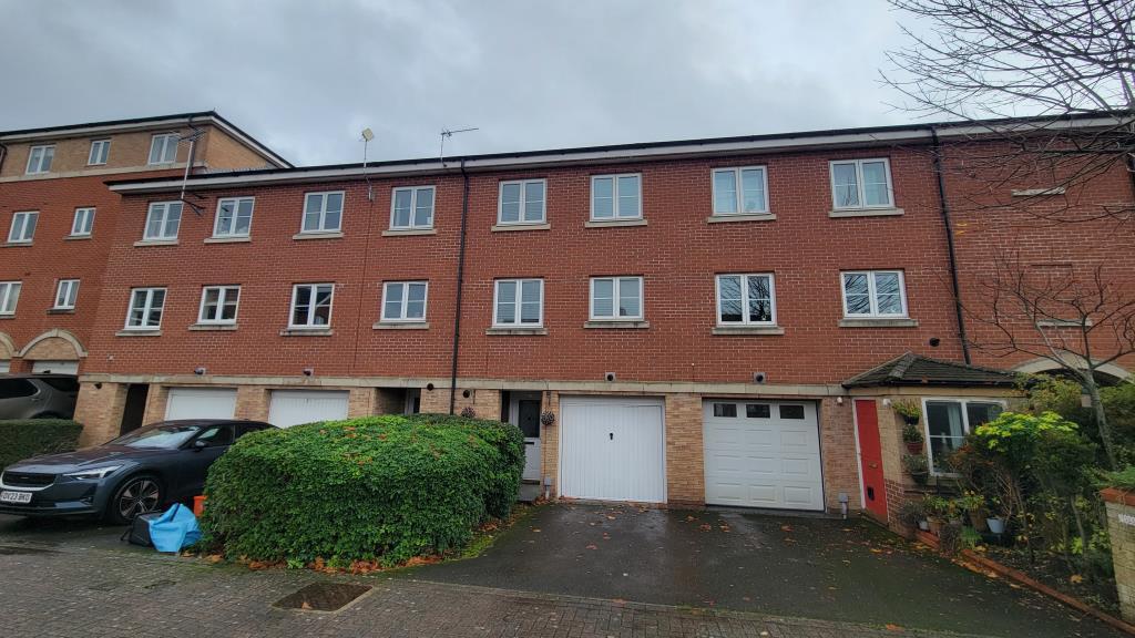 Main image of property: Padstow Road, Swindon, SN2