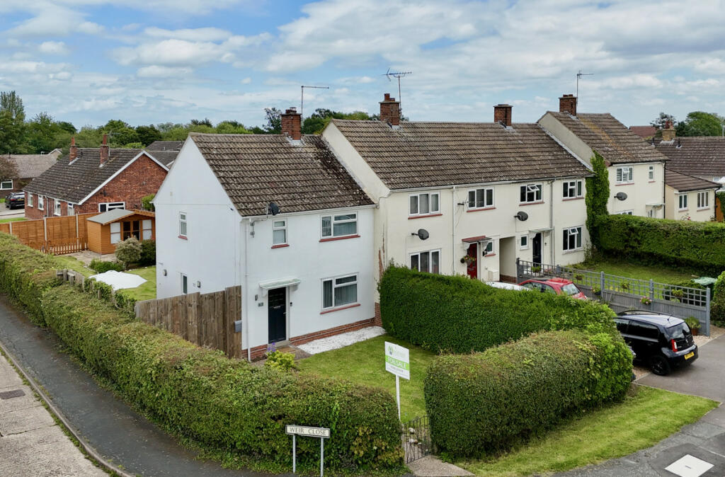 2 bedroom end of terrace house for sale in Lucks Lane, Buckden, PE19