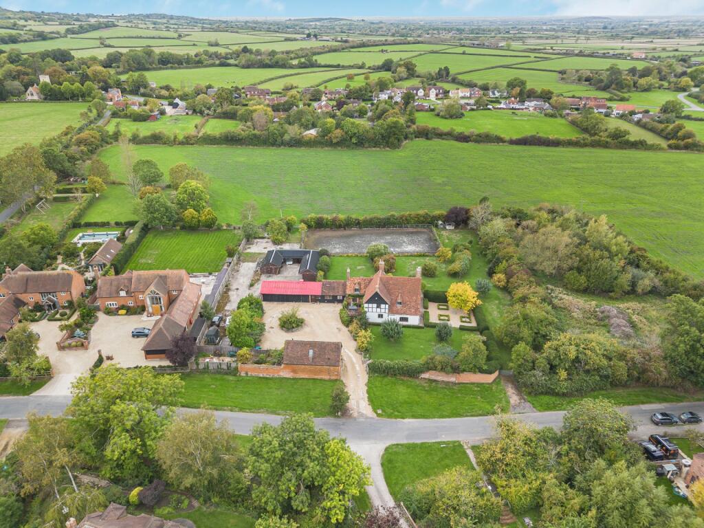 Main image of property: Salters Lane, Ludgershall, Aylesbury, Buckinghamshire, HP18