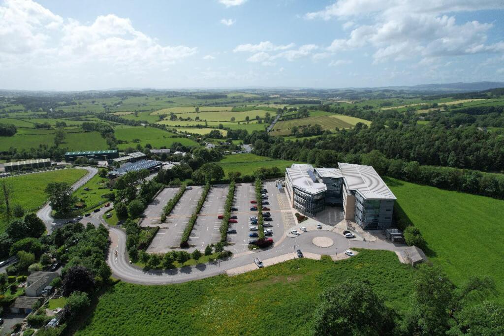 Additional property image - Gargrave Road, Skipton, North Yorkshire, North Yorkshire, BD23 1UD