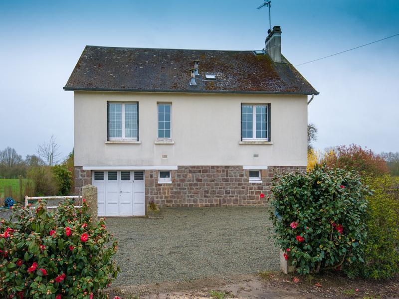 4-bedroom-house-for-sale-in-normandy-orne-ceauc-france