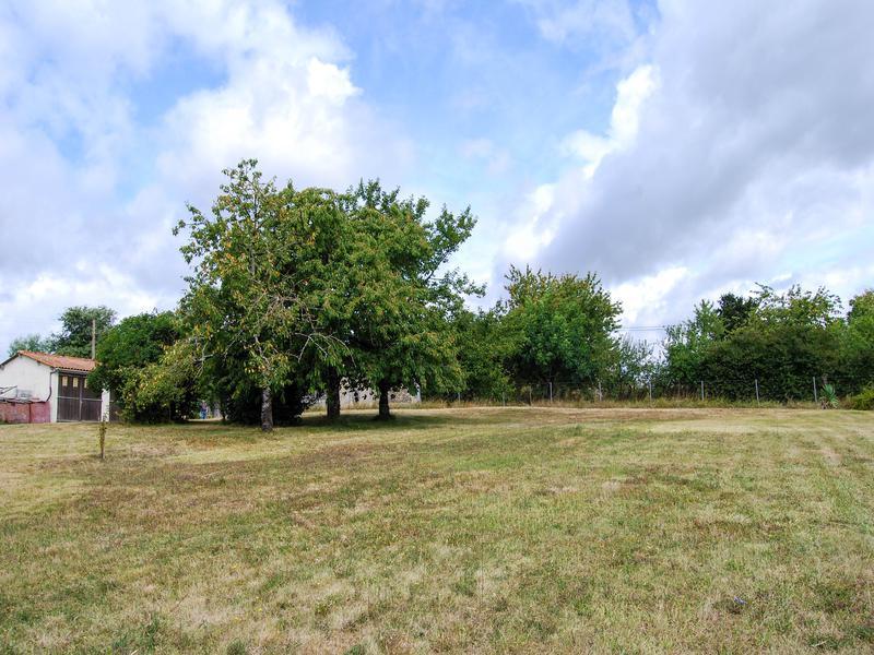 Land for sale in PoitouCharentes, Charente, AignesetPuypéroux, France