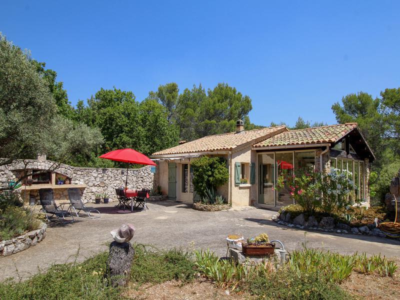 6 bedroom villa for sale in Provence-Alps-Cote d`Azur, Var, Salernes ...