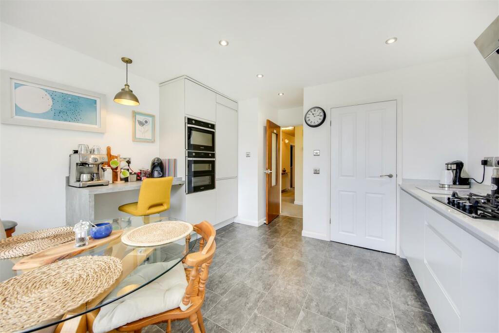 Additional property image - Chesterfield Road, Matlock, DE4 3FS