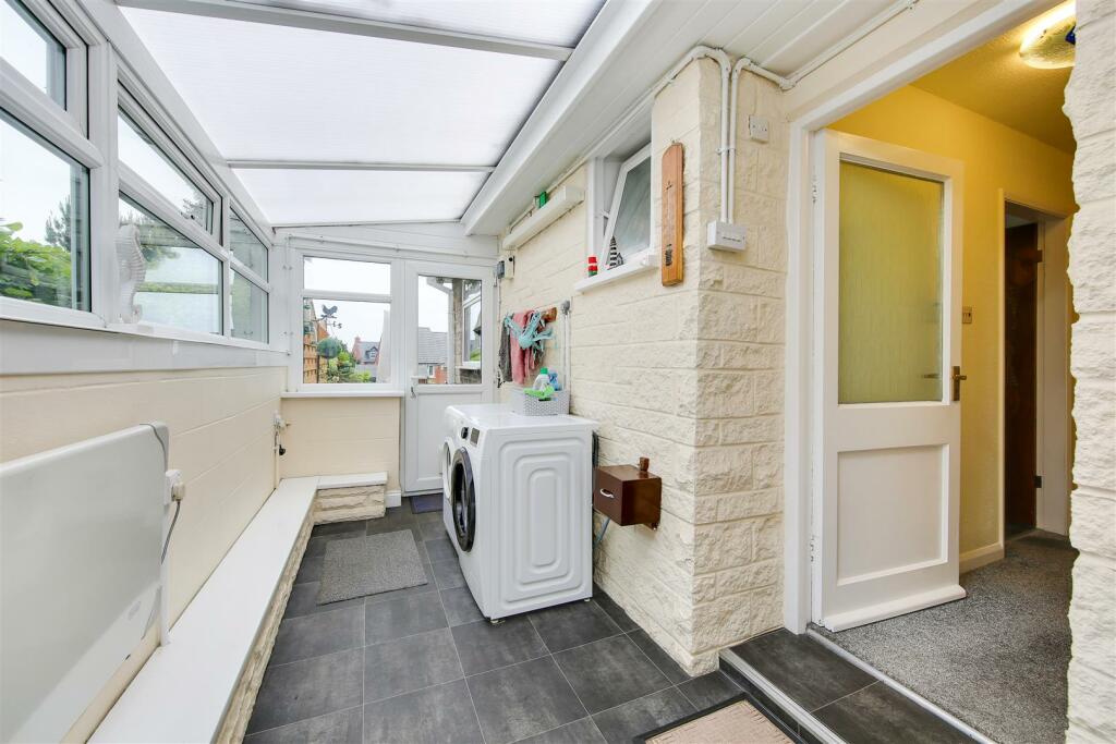 Additional property image - Chesterfield Road, Matlock, DE4 3FS