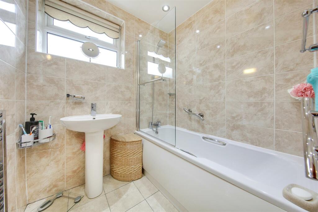 Additional property image - Chesterfield Road, Matlock, DE4 3FS