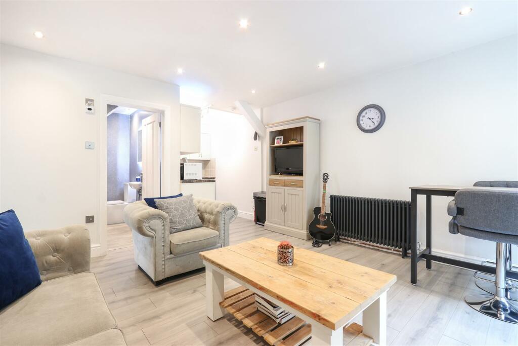 Additional property image - Nightingale House, Church Street, Holloway, Matlock, DE4 5AY