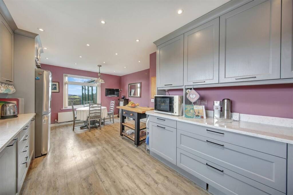 Additional property image - Cavendish Road, Matlock, DE4 3HD