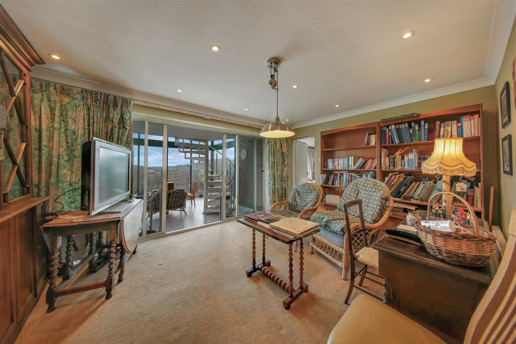 Additional property image - Cavendish Road, Matlock, DE4 3HD