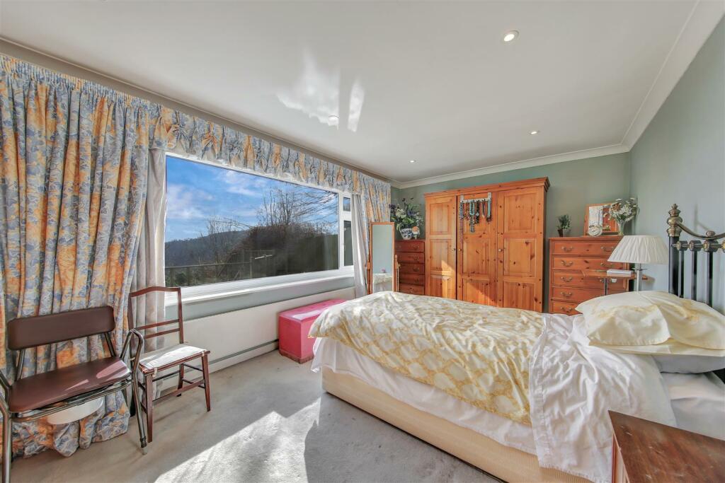 Additional property image - Cavendish Road, Matlock, DE4 3HD