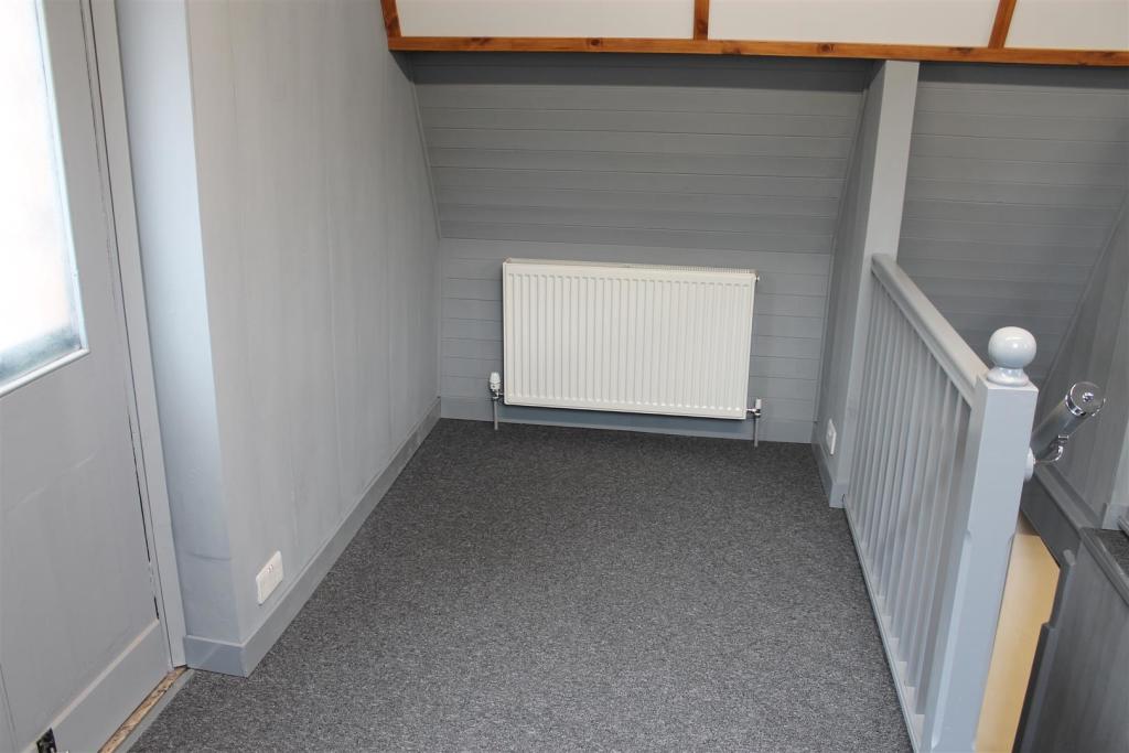 Additional property image - Holt Lane