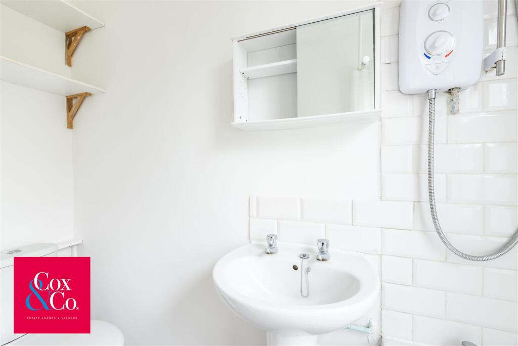 Additional property image - Lorna Road, Hove