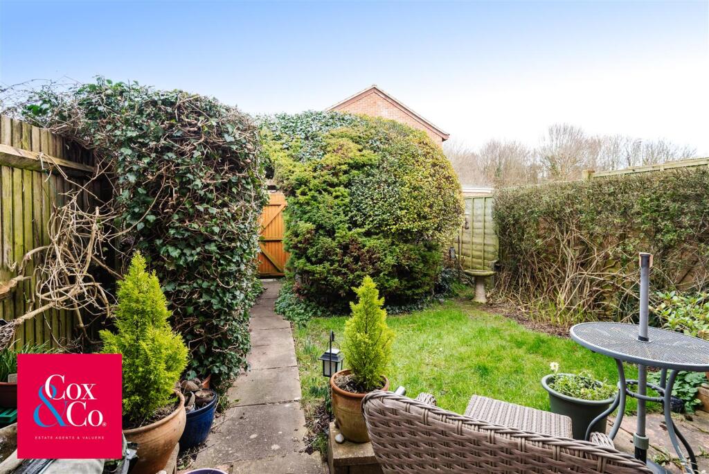 Additional property image - Thornbush Crescent, Portslade