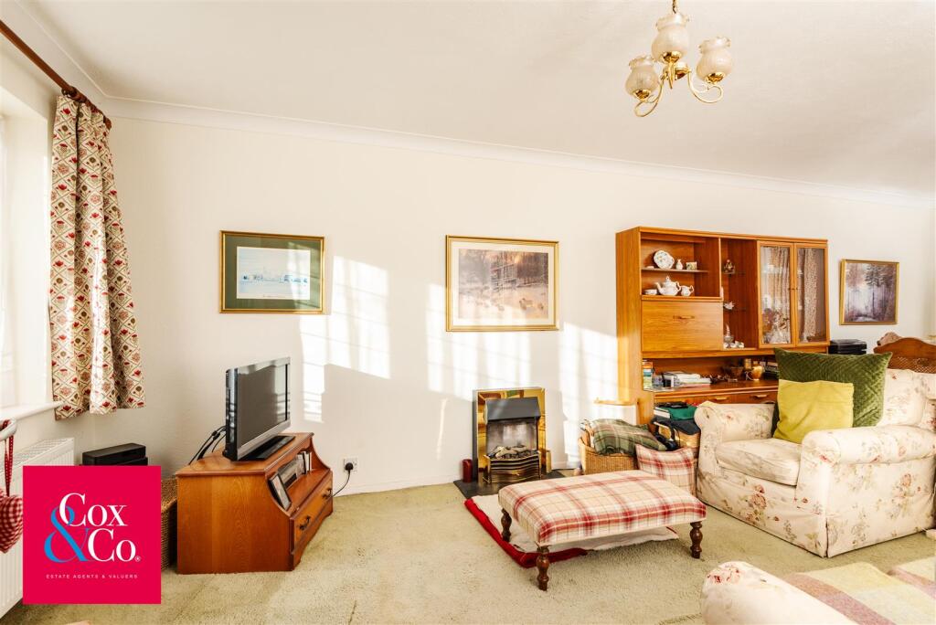 Additional property image - Thornbush Crescent, Portslade