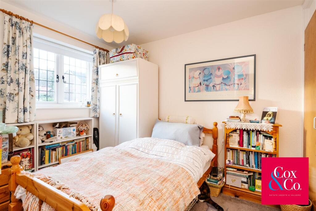 Additional property image - Thornbush Crescent, Portslade