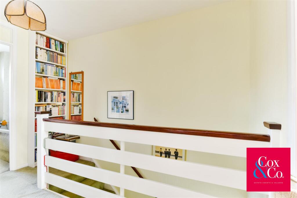 Additional property image - Thornbush Crescent, Portslade