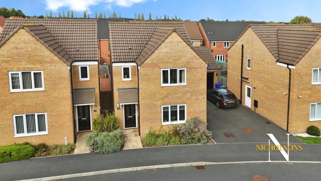 Main image of property: Blue Albion Street, Retford, Nottinghamshire, DN22