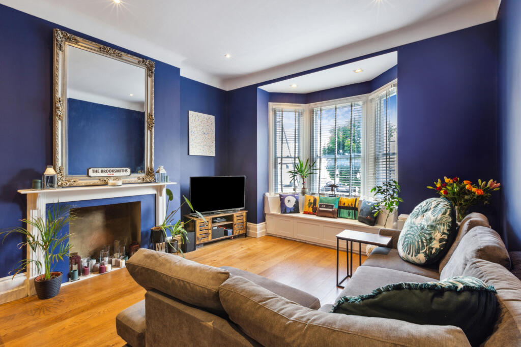 Main image of property: Fontenoy Road, SW12