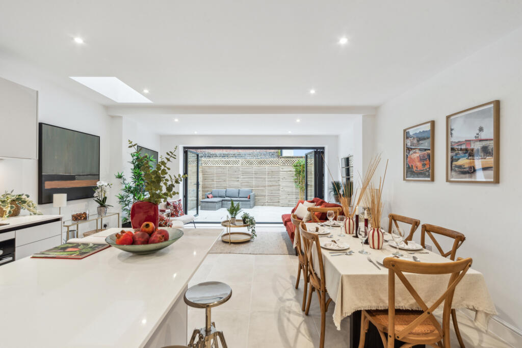 Main image of property: Dagnan Road, SW12