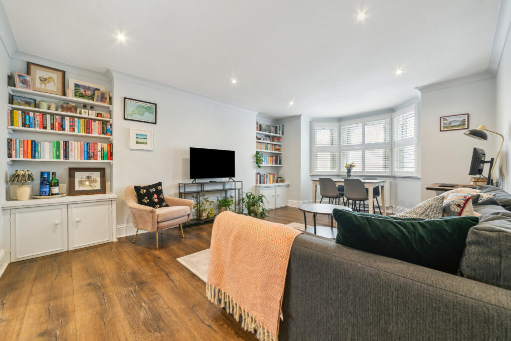 Main image of property: Fontenoy Road, SW12