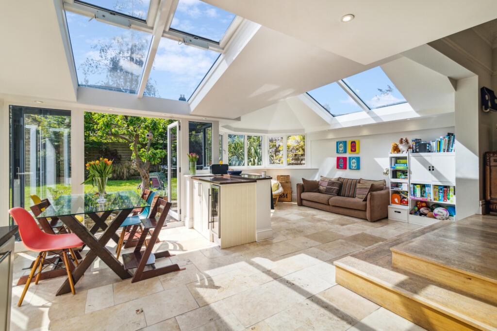 Main image of property: Cheriton Square, SW17