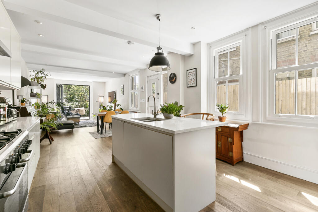 Main image of property: Weir Road, SW12