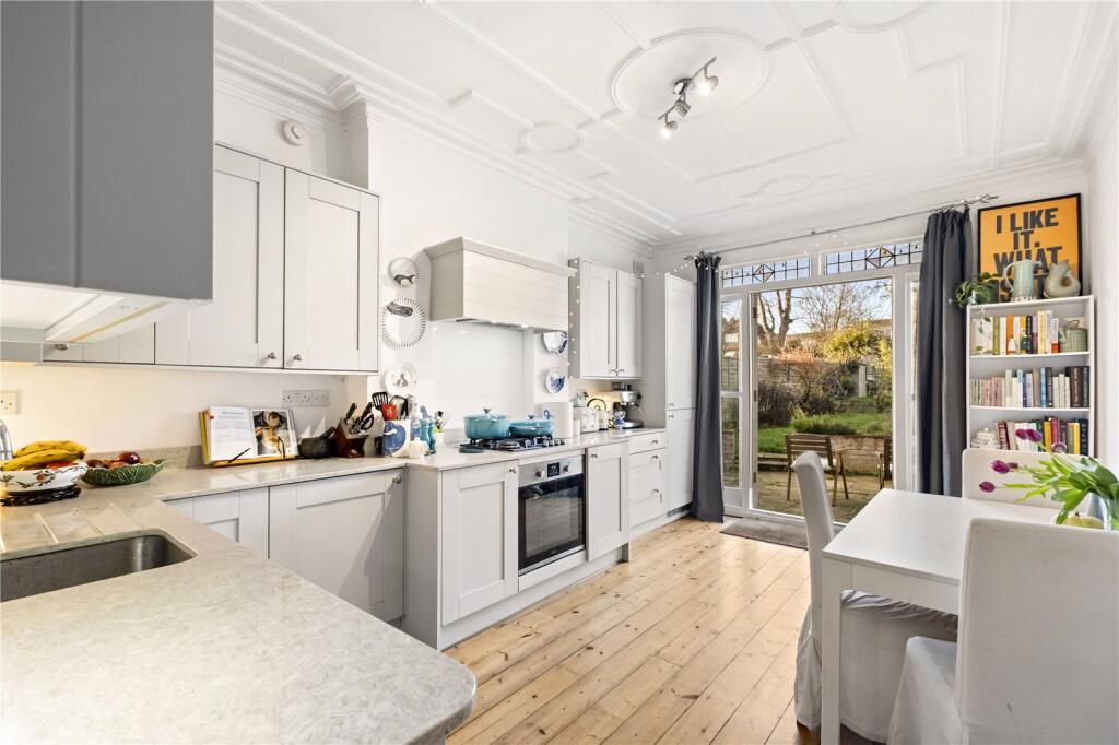 Main image of property: Gleneagle Road, SW16