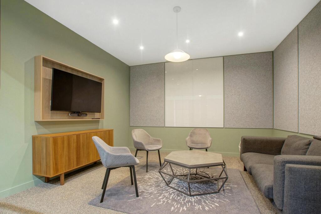 3rd Floor Meeting Room