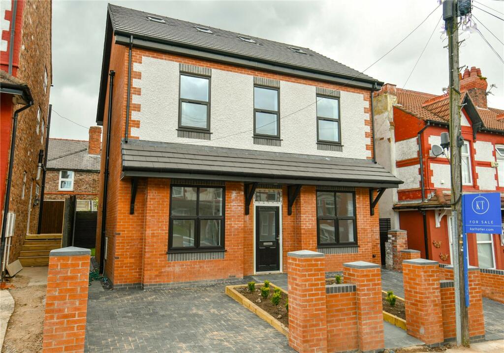 5 bedroom detached house for sale in Hertford Drive, Wallasey, Merseyside, CH45
