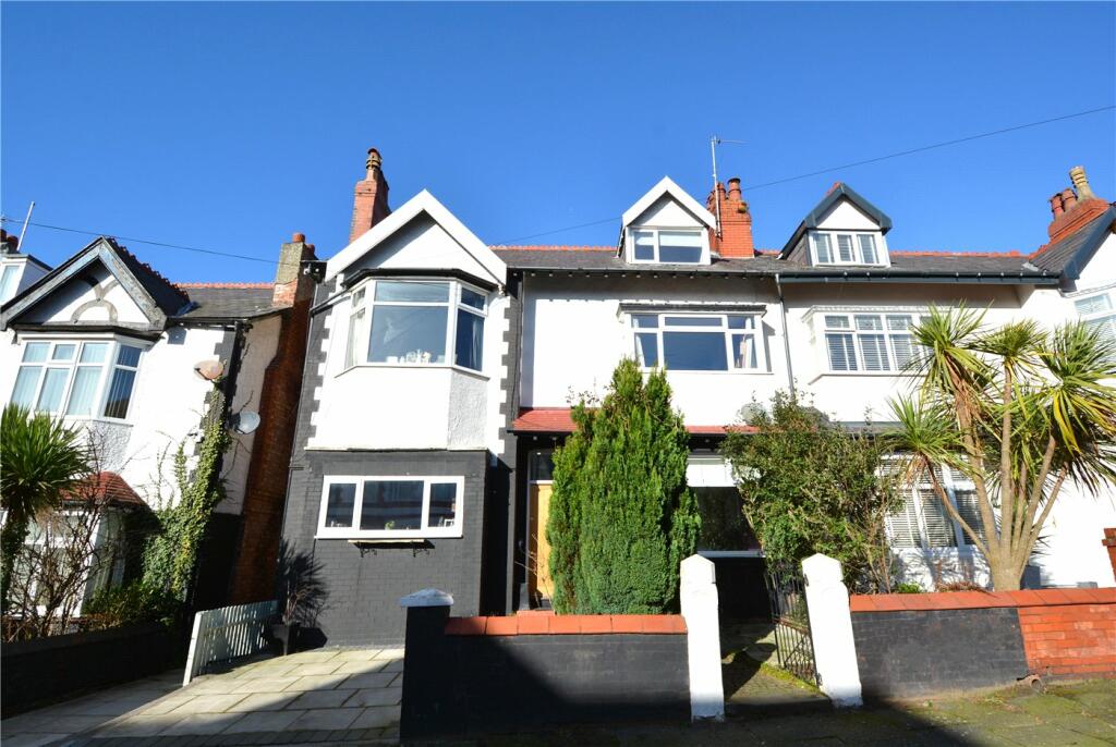 6 bedroom semidetached house for sale in Sandymount Drive, Wallasey