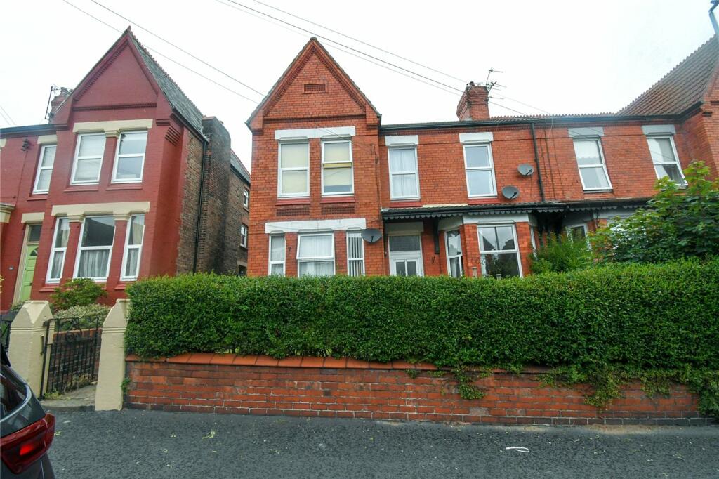 2 bedroom flat for rent in Radnor Drive, Wallasey, Wirral, CH45