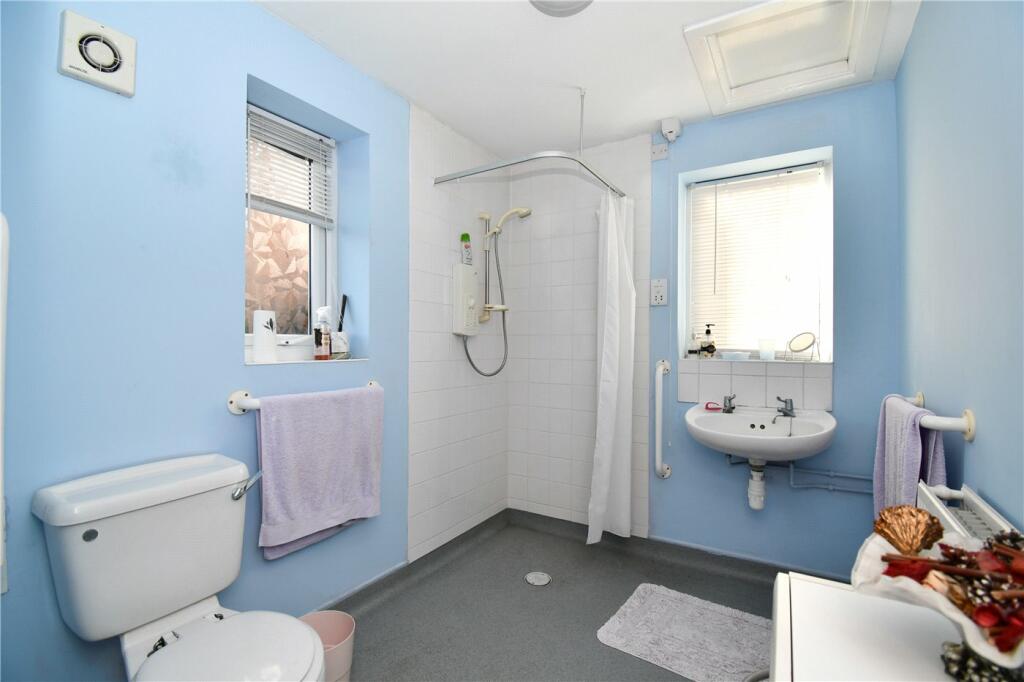 5 bedroom semidetached house for sale in Grove Road, Wallasey, Wirral, CH45