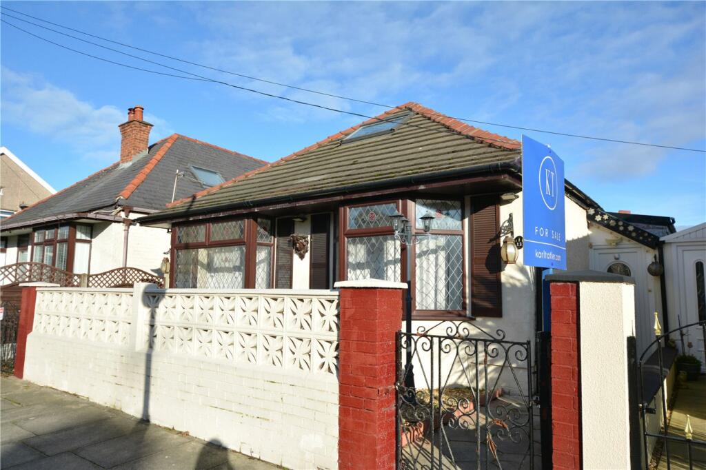 3 bedroom bungalow for sale in Palmerston Road, Wallasey, Wirral, CH44