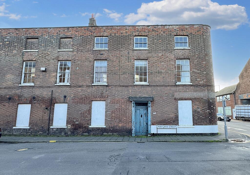 Main image of property: Apartment 3A, 2 Portland Street, King's Lynn PE30 1PB
