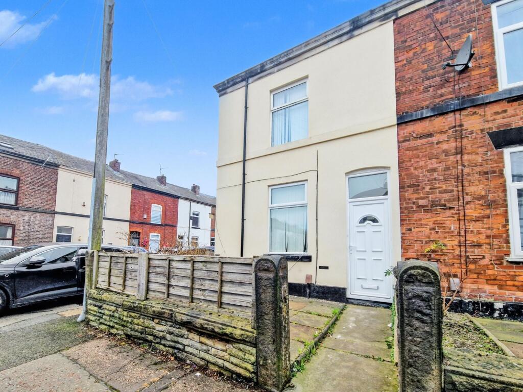 Main image of property: Ducie Street, Whitefield, M45