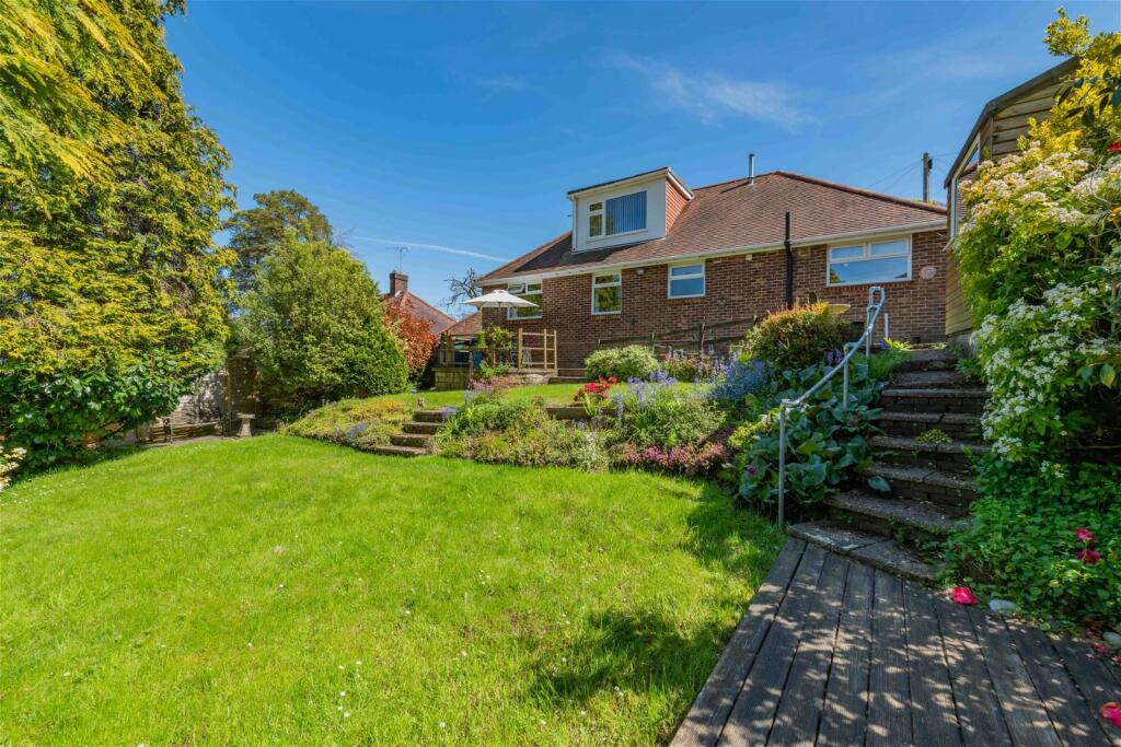 3 bedroom detached bungalow for sale in Southern Road, West End