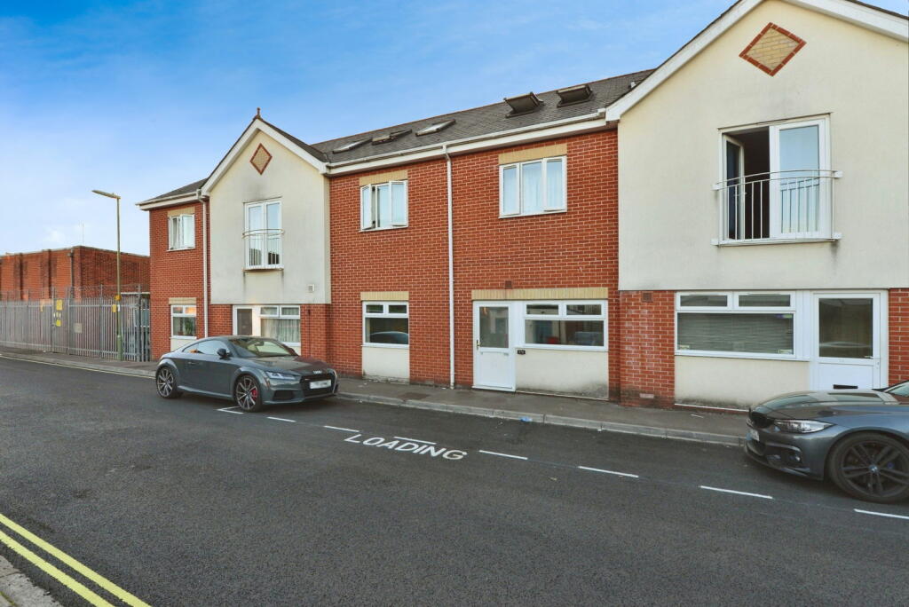 Main image of property: Hanns Way, Eastleigh, Hampshire, SO50