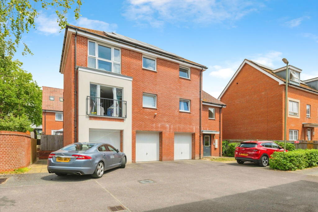 Main image of property: Wilroy Gardens, Southampton, SO16